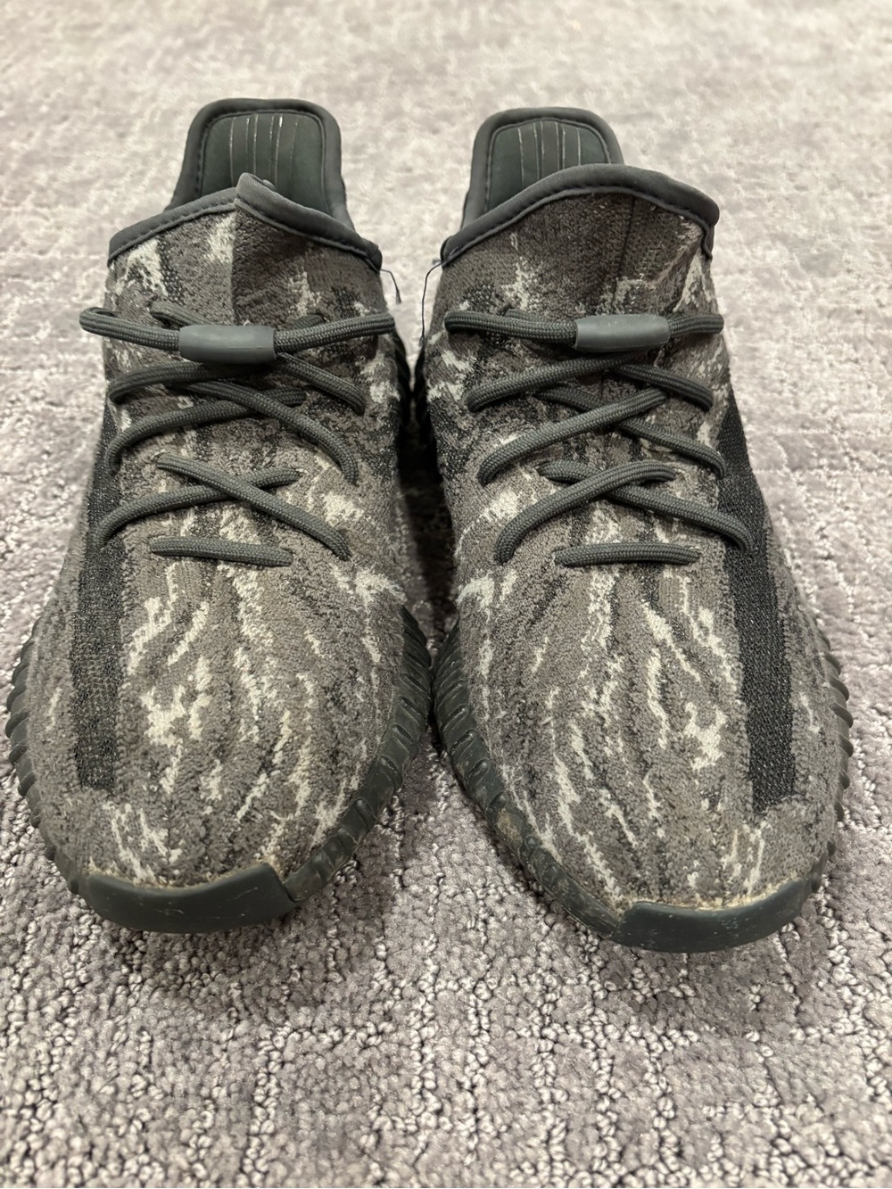 adidas Yeezy Boost 350 V2 — Black & Grey Patterned Knit
